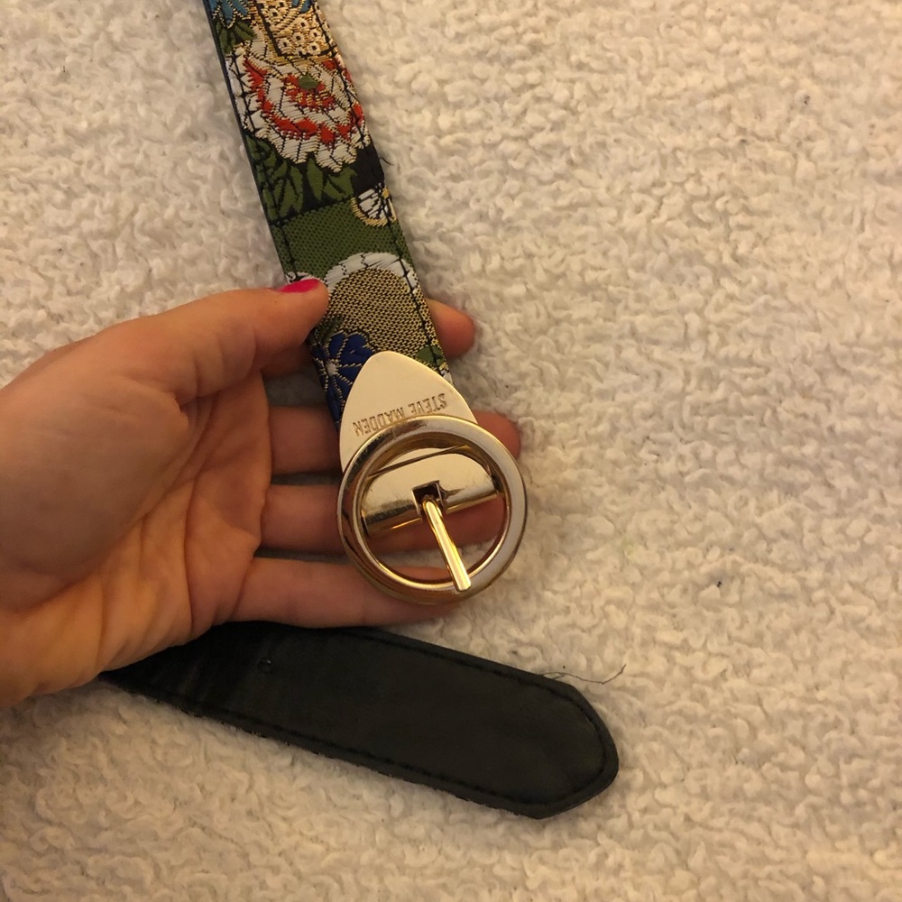 Steve Madden detailed belt